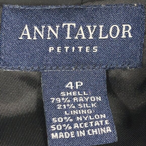 Ann Taylor Womens Vintage Velvet Silk Blend Jacket Size 4P Black Victorian Goth - Picture 5 of 7